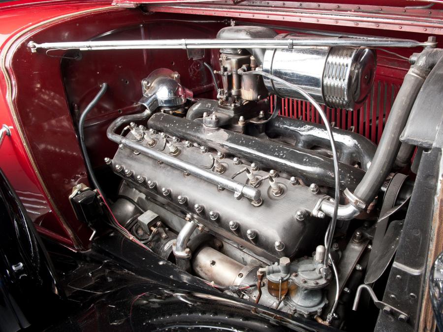  Lincoln Model KA Roadster by Dietrich 1933 года  (фото 10 из 14)